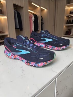 Brooks Ghost 15 Women's Running Shoes Navy Blue Teal  Pink  Sneakers Size 11